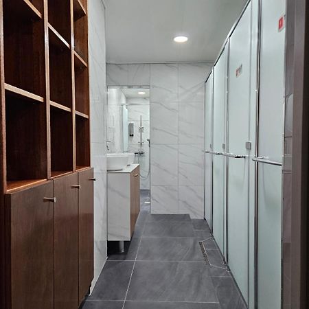 Philstay Myeongdong Boutique Female โซล ภายนอก รูปภาพ