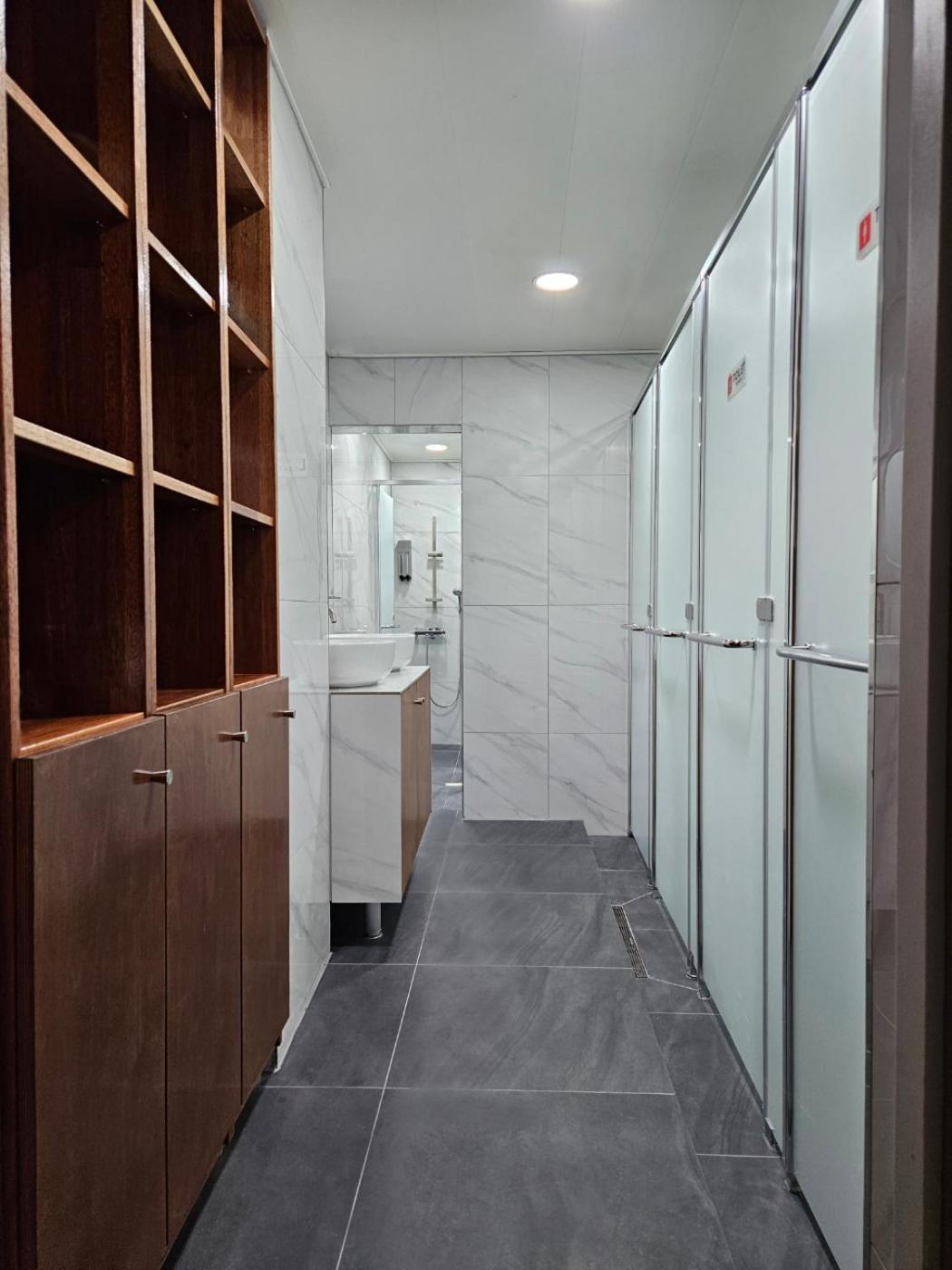 Philstay Myeongdong Boutique Female โซล ภายนอก รูปภาพ